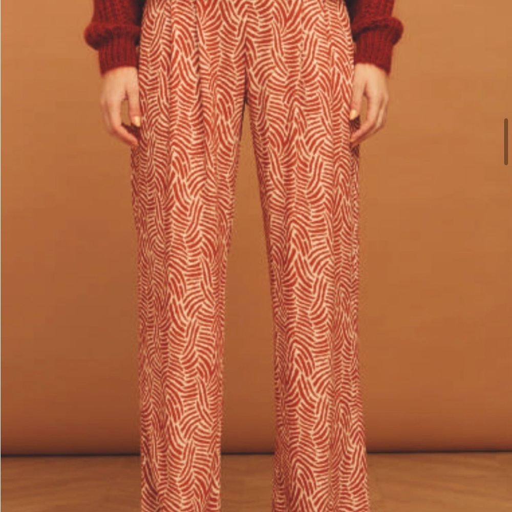 Stylish Patterned Women's Pants